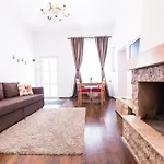 Charming Fireplace Apartment